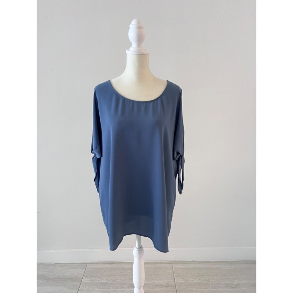 Michael Kors COLD-SHOULDER BOW-SLEEVE TOP IN DARK CHAMBRAY size XL